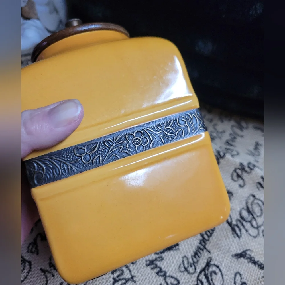 Pier 1 vintage stoneware